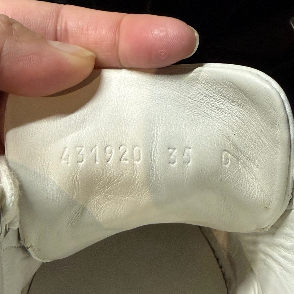 Gucci White Leather Interior - Picture 3 of 6
